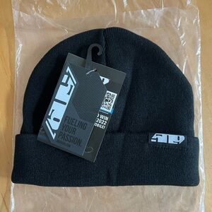 509 SLEDHART BEANIE
